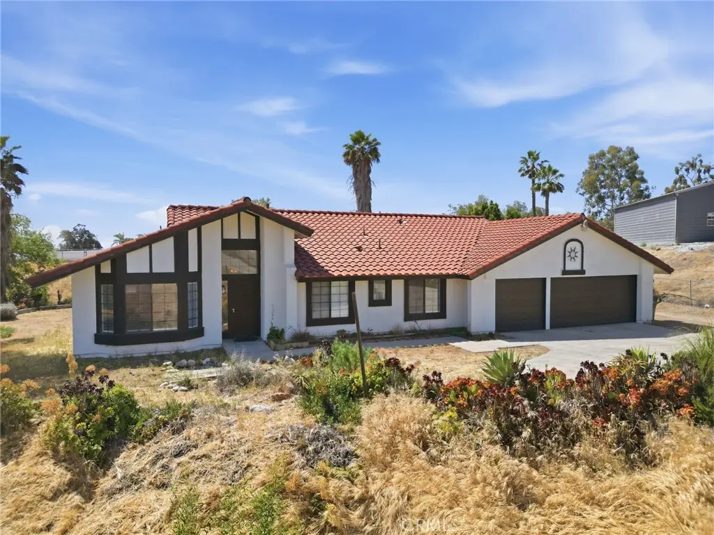18085 Golden Leaf Lane, Riverside, CA 92504 - #1