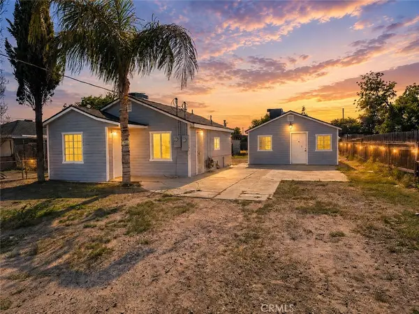 2403 S I, Bakersfield, CA 93304