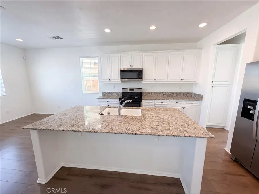 15110 Paseo Verde Place, Victorville, CA 92394 - #2