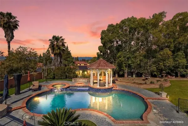 1210 Versailles, Riverside, CA 92506