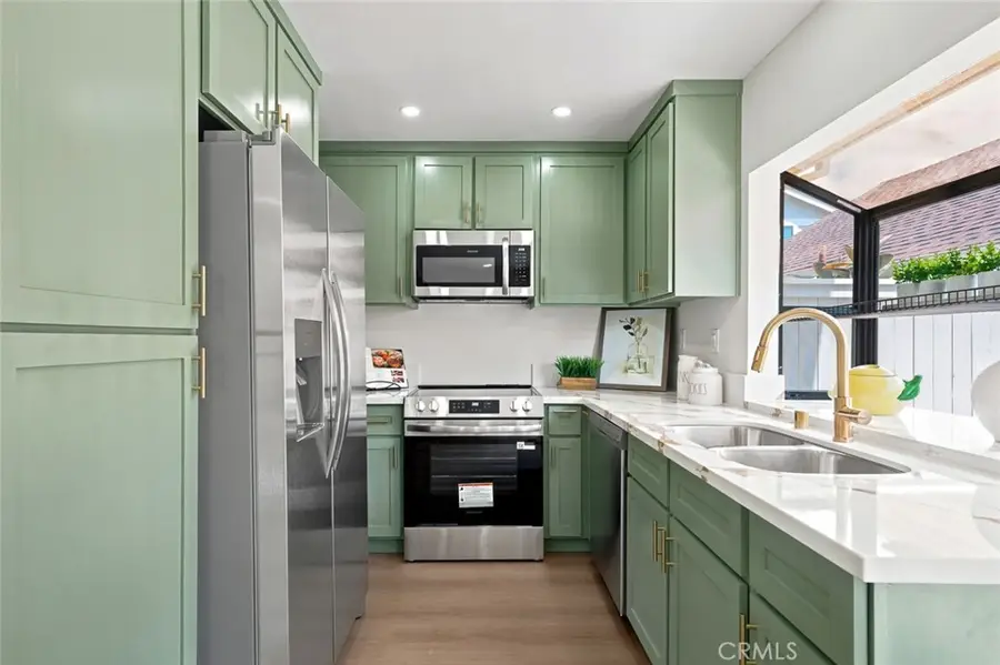 1700 W Cerritos #206, Anaheim, CA 92804 - #2