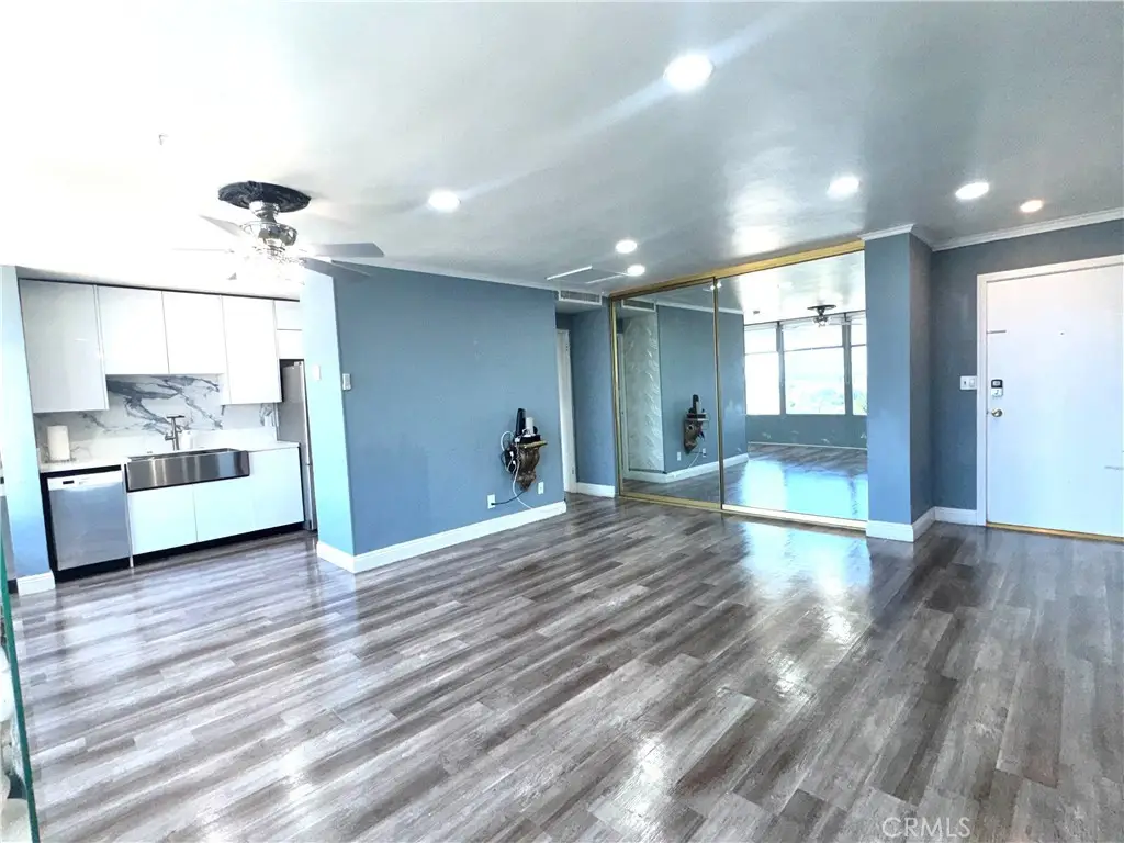 100 Atlantic #1012, Long Beach, CA 90802 - #1