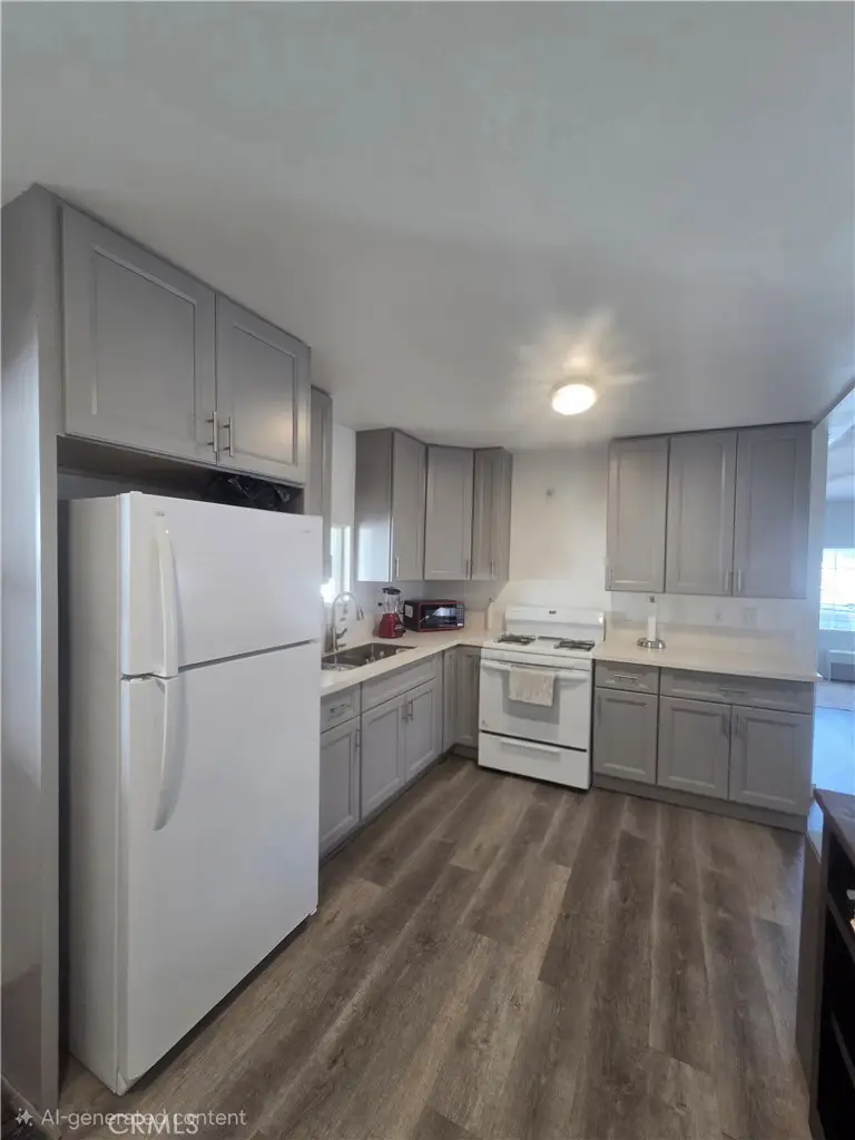 350 E San Jacinto Space 11, Perris, CA 92571 - #1