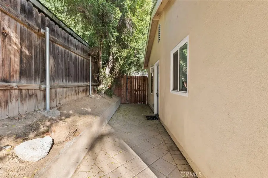3058 Flanders, Riverside, CA 92507 - #3