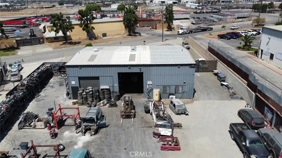 2821 Industrial Drive, Bloomington, CA 92316 - #3