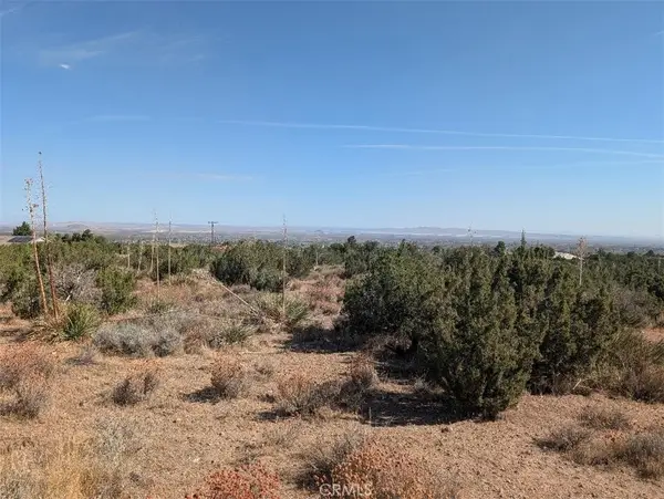 12 Tamarack, Pinon Hills, CA 92372