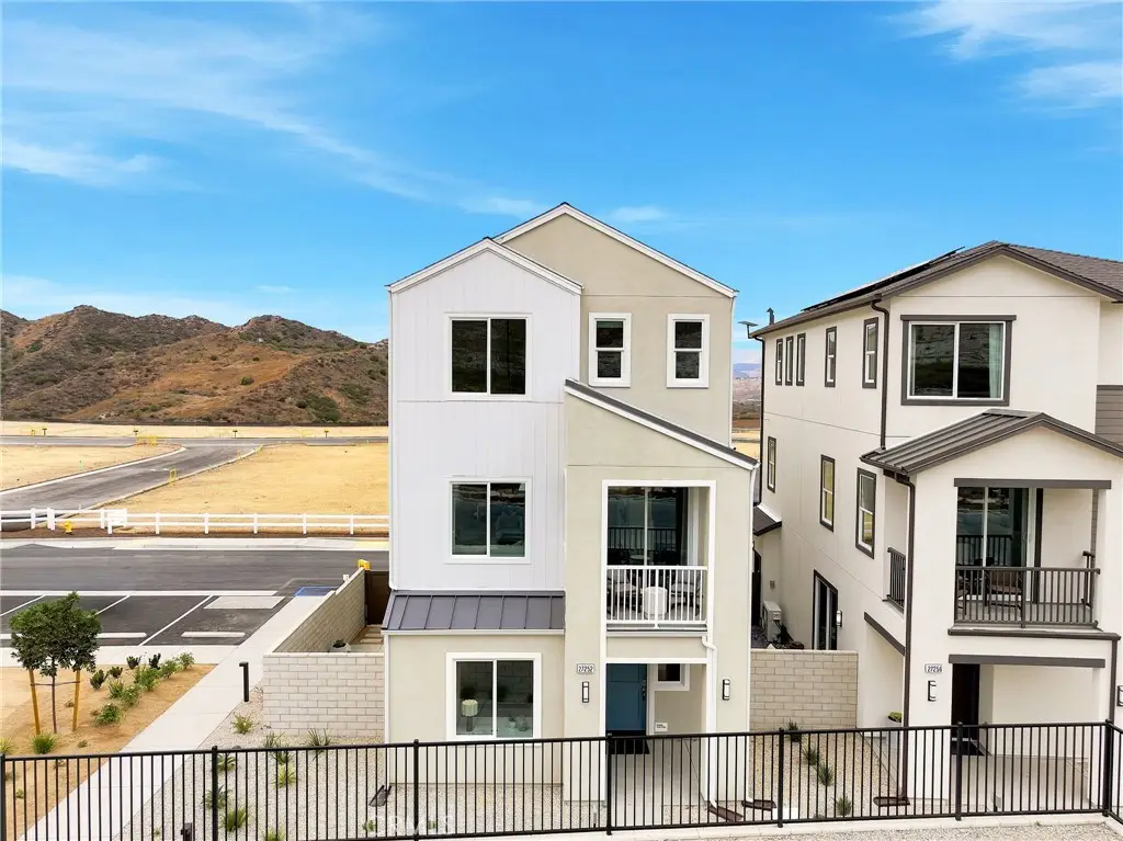 27604 Barefoot Place, Valencia, CA 91381 - #1