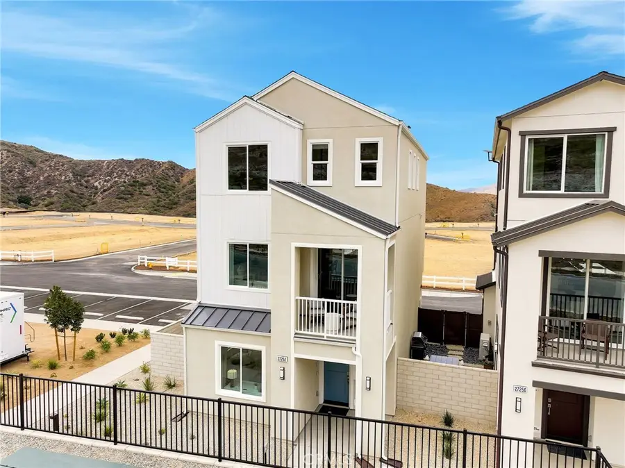 27604 Barefoot Place, Valencia, CA 91381 - #2