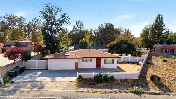 905 N Santa Fe Street, Hemet, CA 92543
