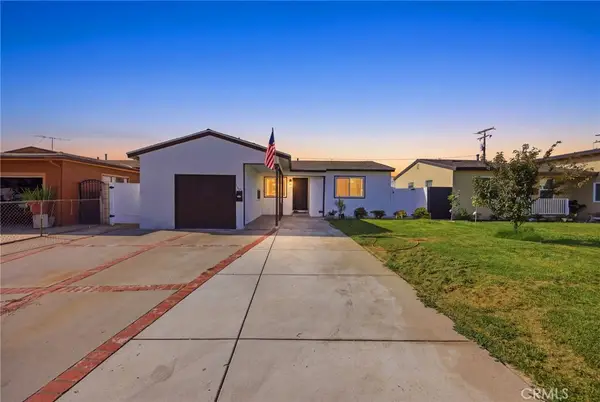1926 W 18th Street, Santa Ana, CA 92706