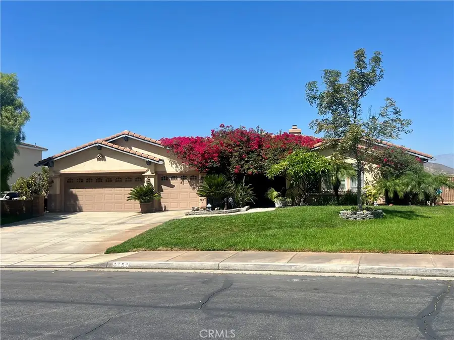 4751 Ridge Point, Riverside, CA 92509 - #2