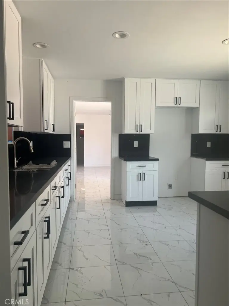6295 Argyle, San Bernardino, CA 92404 - #1
