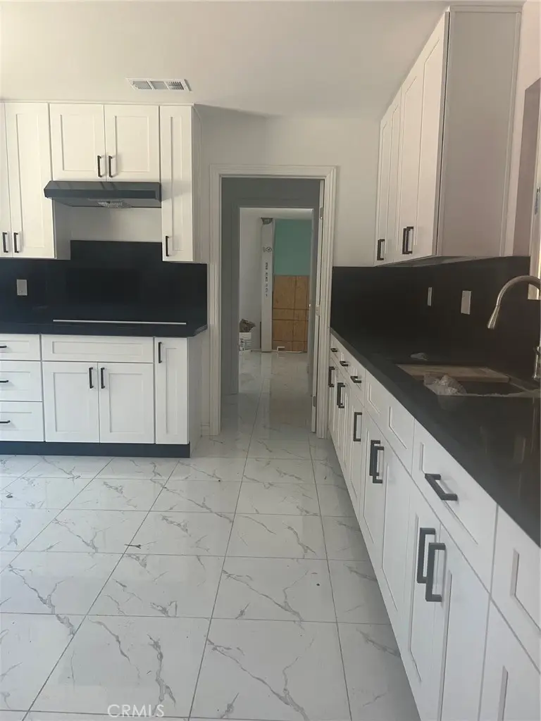 6295 Argyle, San Bernardino, CA 92404 - #3