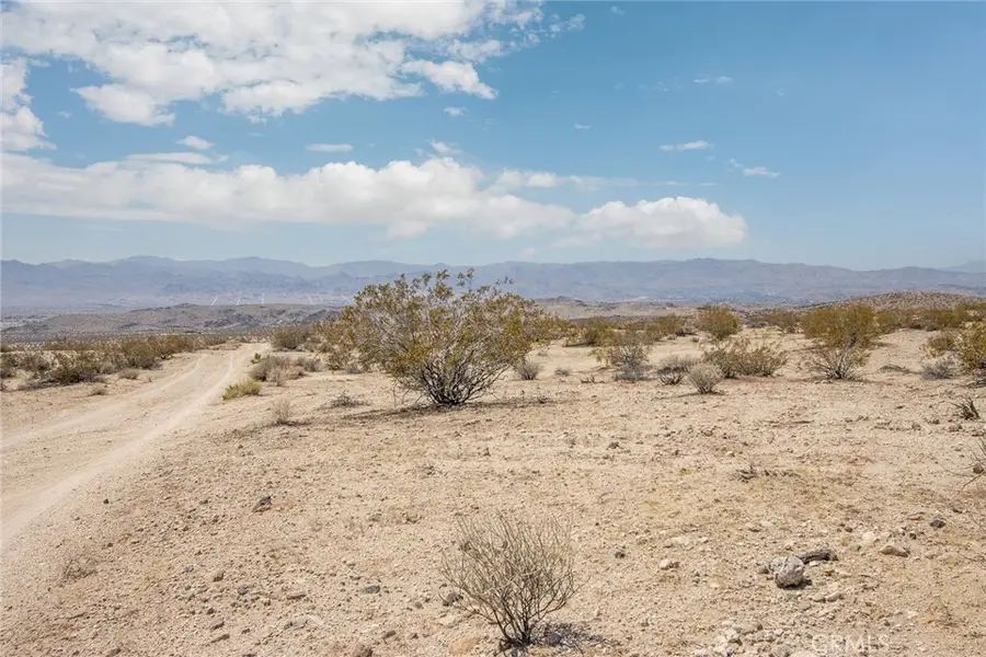 2649 Delaware Avenue, Joshua Tree, CA 92252 - Image #2