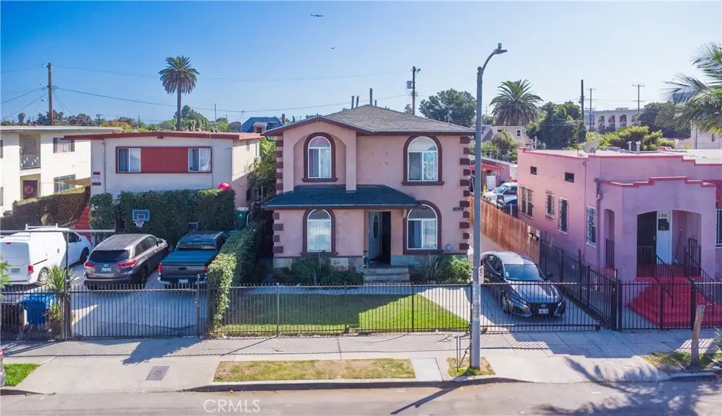 124 E. 54th Street, Los Angeles, CA 90011 - #1