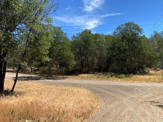 5947 Armijo Avenue, Clearlake, CA 95422 - #2