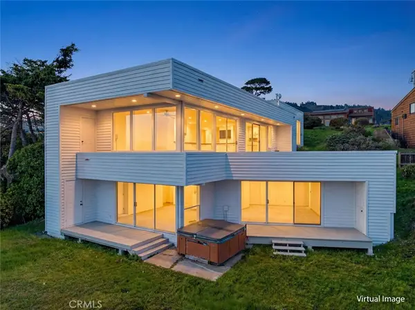 14800 Navarro, Manchester, CA 95459