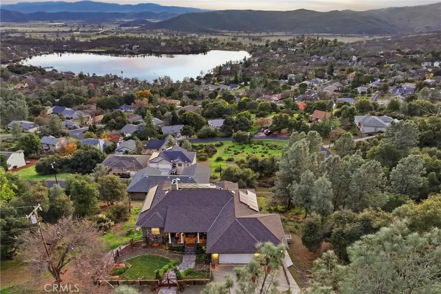 18750 Fernwood Road, Hidden Valley Lake, CA 95467 - Image #2