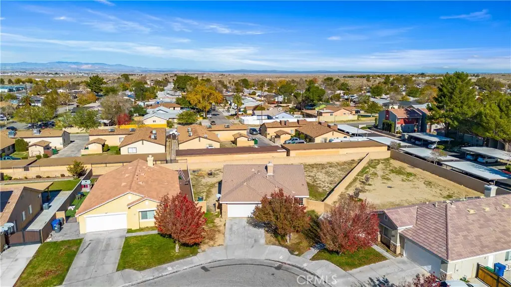 555 Koufax Drive, Lancaster, CA 93535 - #1
