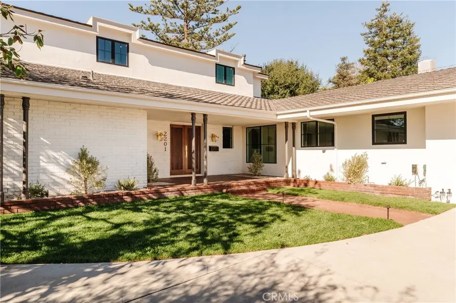 2201 N Hobart Boulevard, Los Angeles, CA 90027 - #2