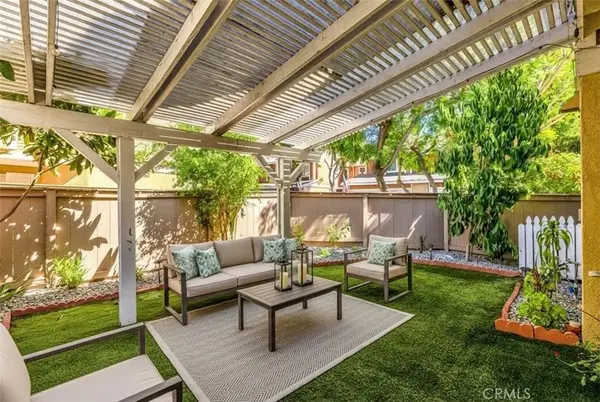 22 Rosewood, Aliso Viejo, CA 92656