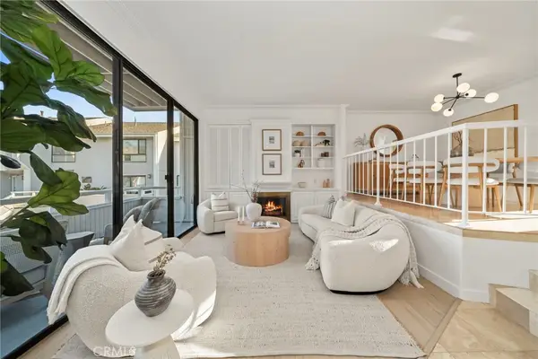 19 Swift Court, Newport Beach, CA 92663