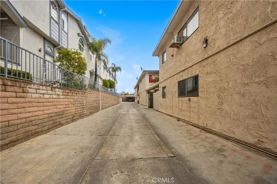 9054 Willis Avenue #21, Panorama City, CA 91402 - Image #2