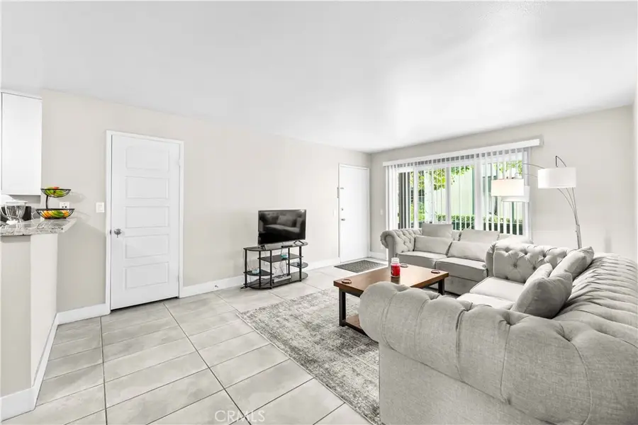 23220 Orange #9, Lake Forest, CA 92630 - Image #3