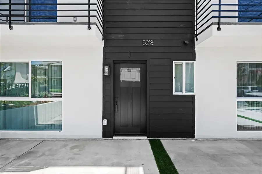 5218 Auckland Avenue, North Hollywood, CA 91601 - Image #3