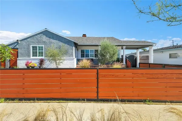 6104 S La Cienega, Ladera Heights, CA 90056