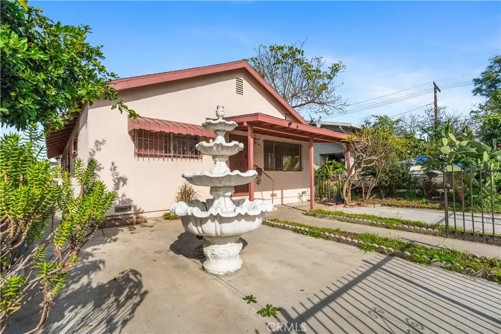 1021 W 53rd St, Los Angeles, CA 90037 - Image #1