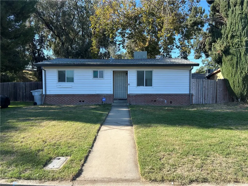 1065 Vine, Atwater, CA 95301 - #1