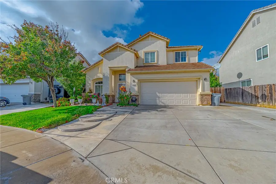 483 Azalea Court, Merced, CA 95341 - Image #2