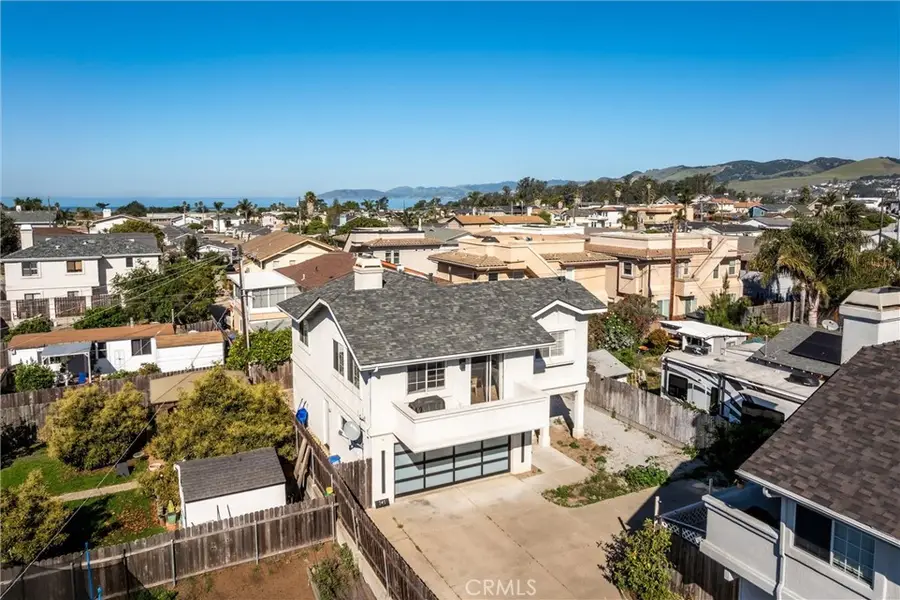 341 N 4th, Grover Beach, CA 93433 - #2