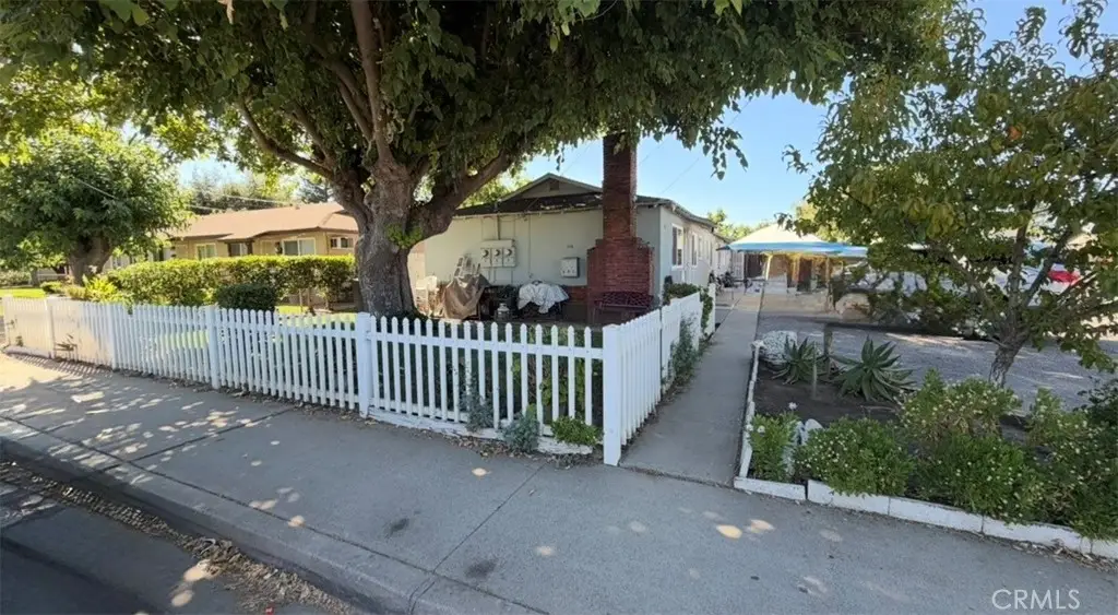 570 E A, Oakdale, CA 95361 - #1