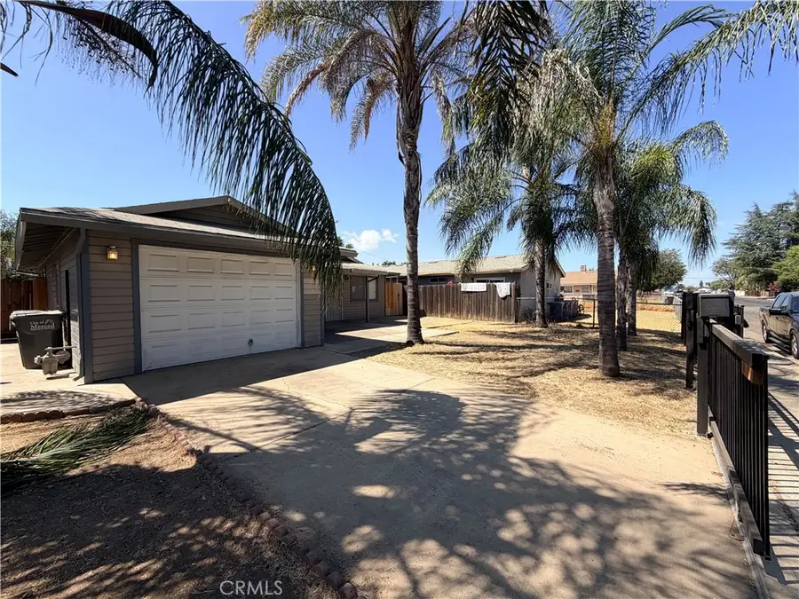 268 E 10th, Merced, CA 95341 - #3