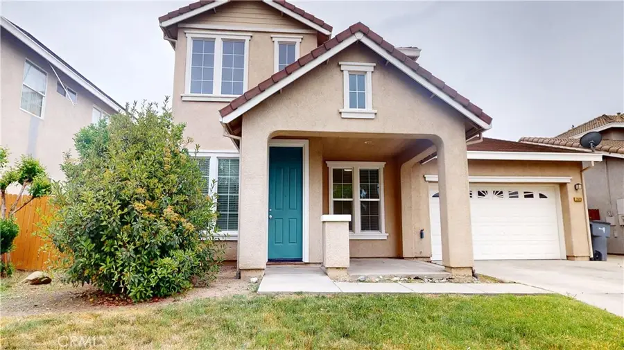 2555 S Lind, Fresno, CA 93725 - #2