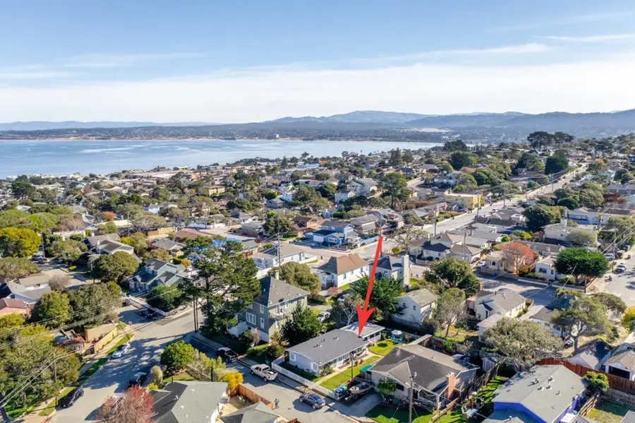 605607 2nd Street, Pacific Grove, CA 93950 - #2