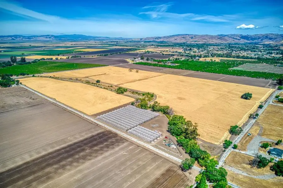 1 Fairview Road, Hollister, CA 95023 - #3