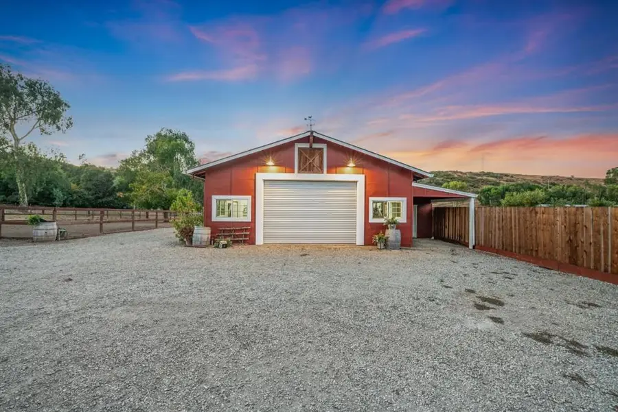 975 Llagas Road, Morgan Hill, CA 95037 - Image #3