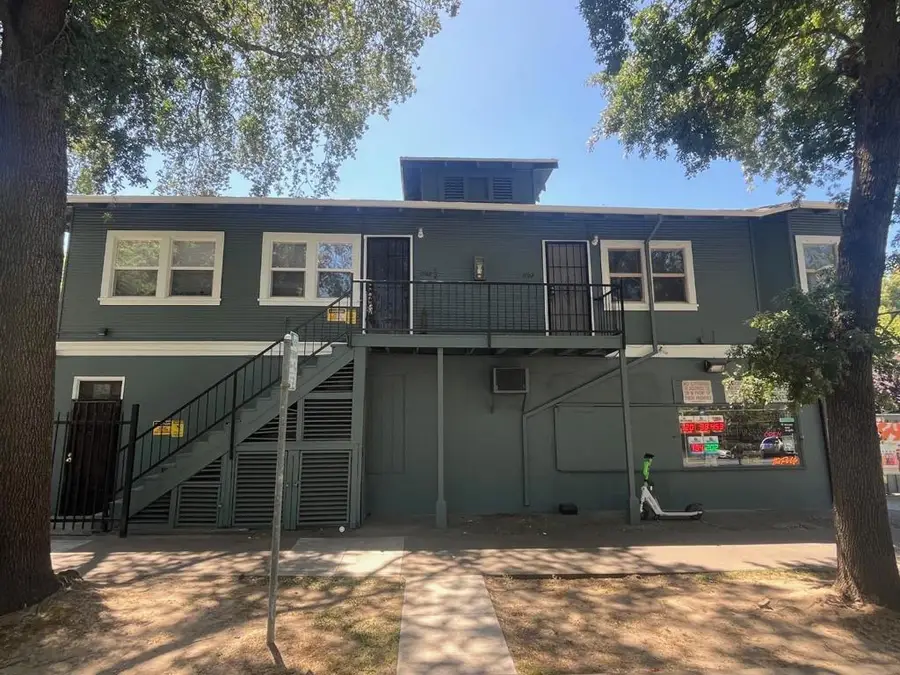 1700 V Street, Sacramento, CA 95818 - #3