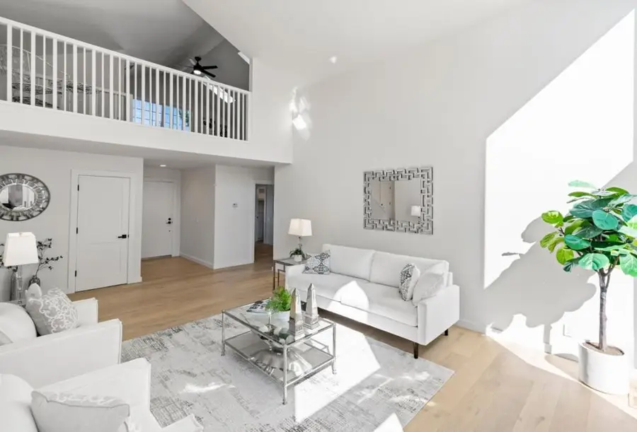 577 Anchor Circle, Redwood City, CA 94065 - Image #2