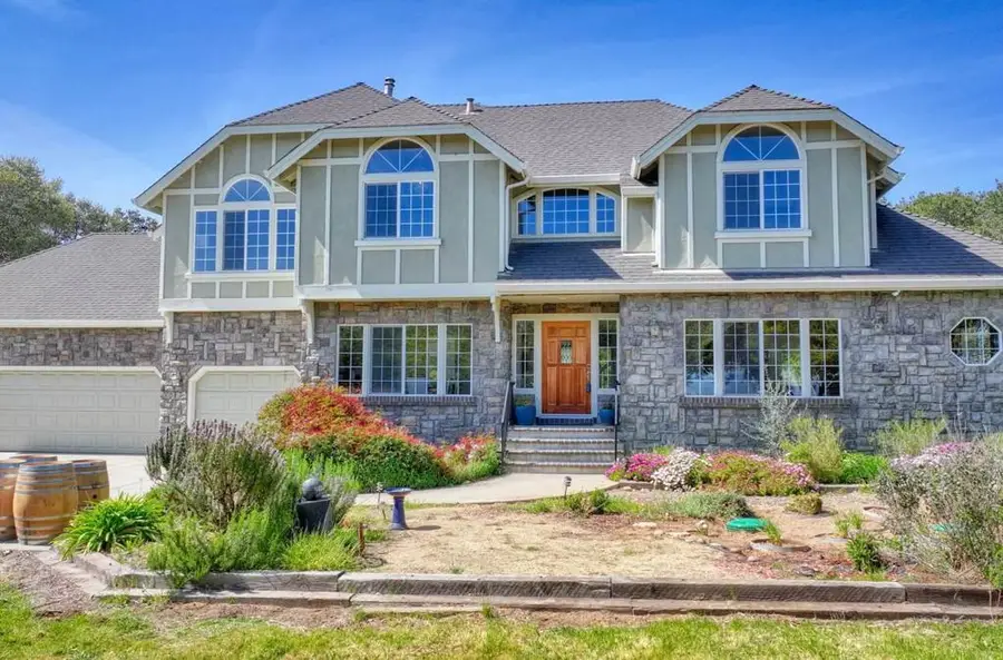 60 Brown Road, San Juan Bautista, CA 95045 - Image #2