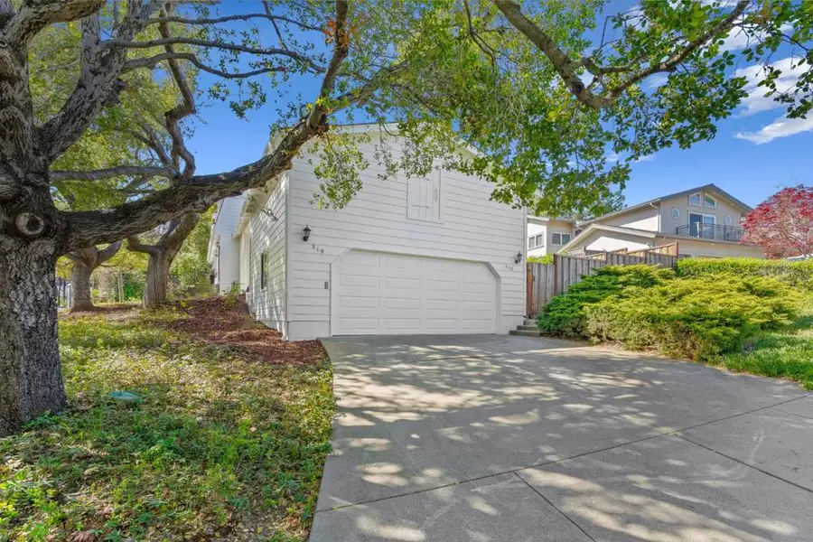 319 Montclair Road, Los Gatos, CA 95032 - Image #2