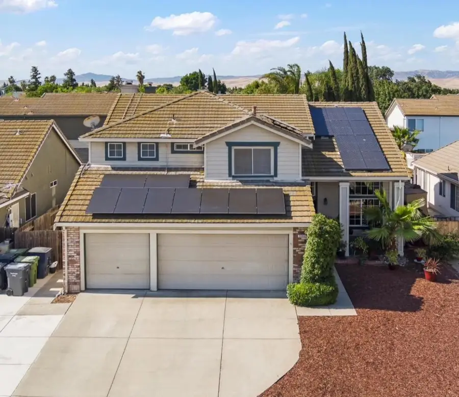 2090 Iroula Way, Tracy, CA 95377 - Image #2