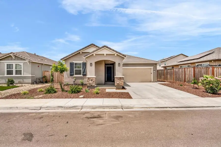 673 Dorset Drive, Patterson, CA 95363 - Image #2