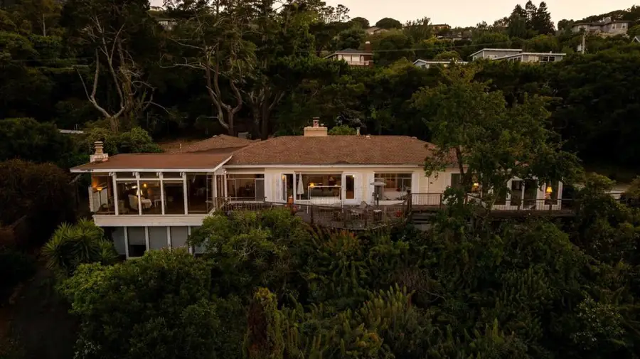 4980 Paradise Drive, Belvedere Tiburon, CA 94920 - Image #2