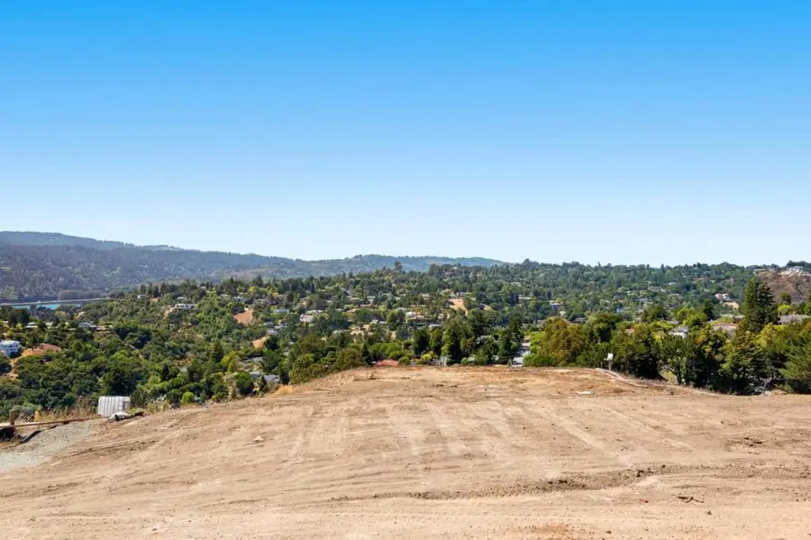 128 Rosewood Lane Lane, San Mateo, CA 94402 - Image #2