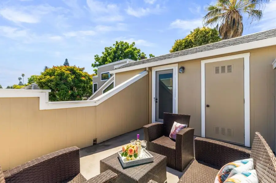 1993 Plymouth Street #11, Mountain View, CA 94043 - Image #2