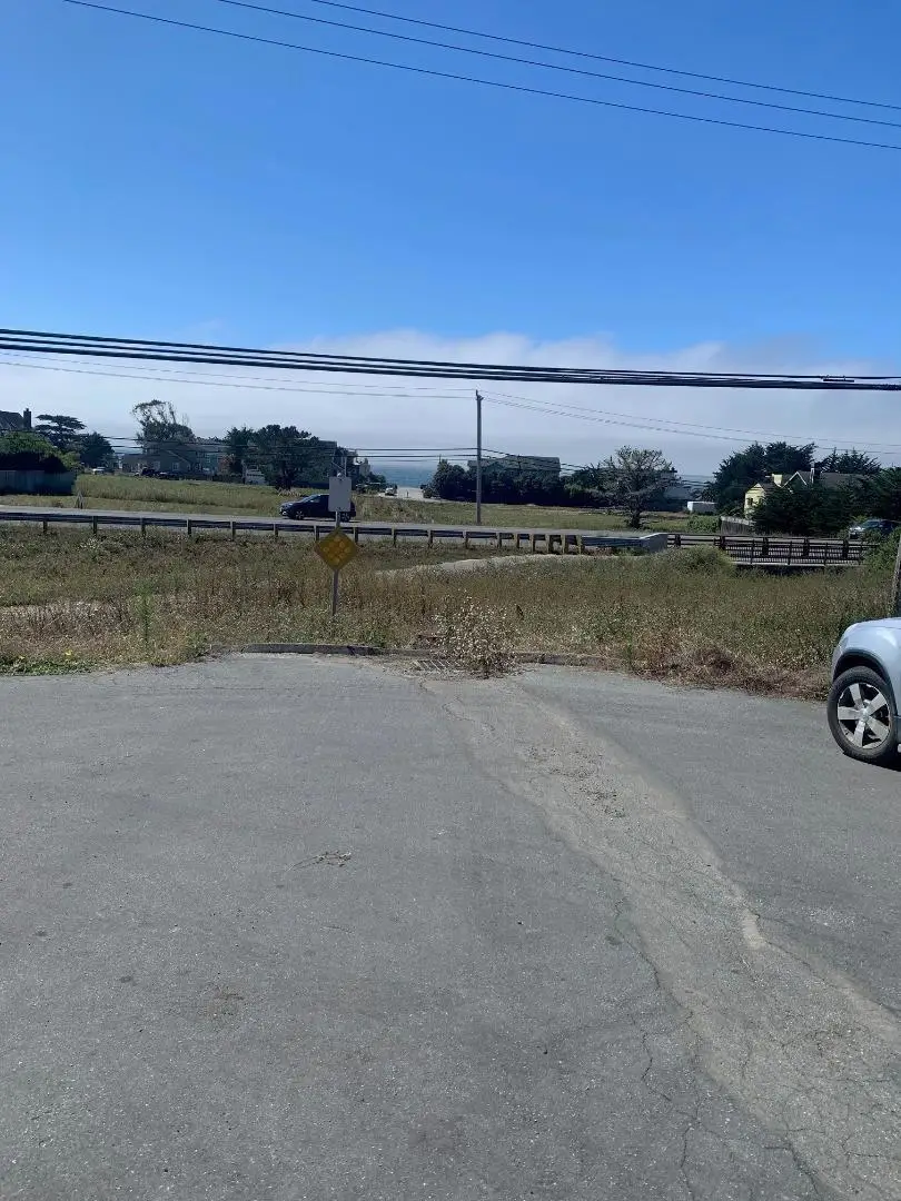 318 Coronado Avenue, Half Moon Bay, CA 94019 - Image #3